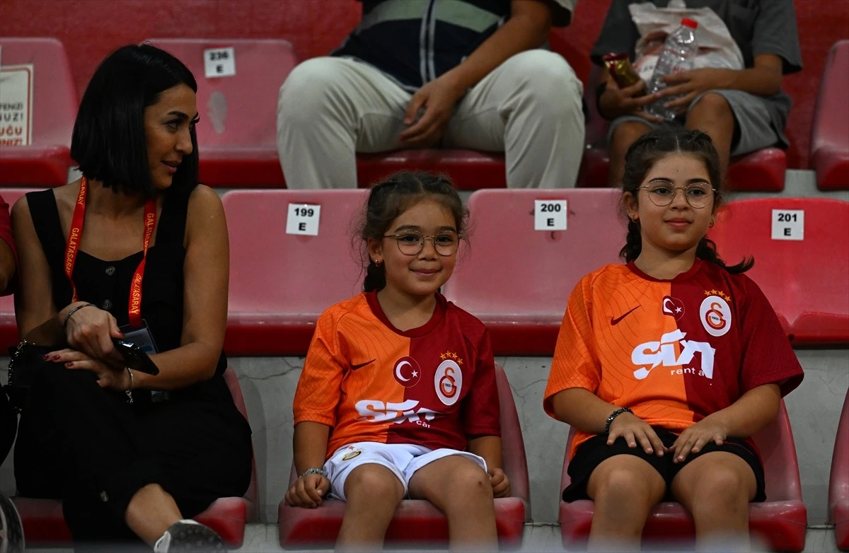 Galatasaray, Kayserispor deplasmanında sezona galibiyetle başladı