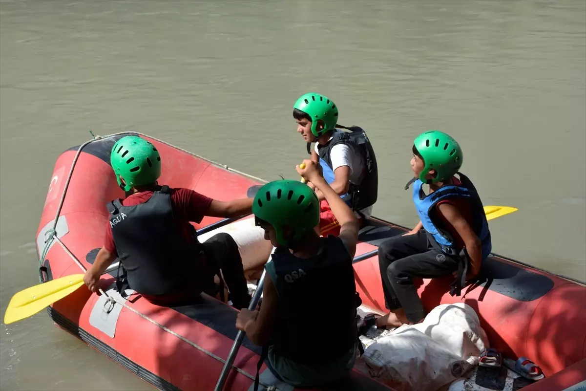 Hakkari Rafting Takımı, Anadolu Yıldızları Türkiye Şampiyonası\'na Hazırlanıyor