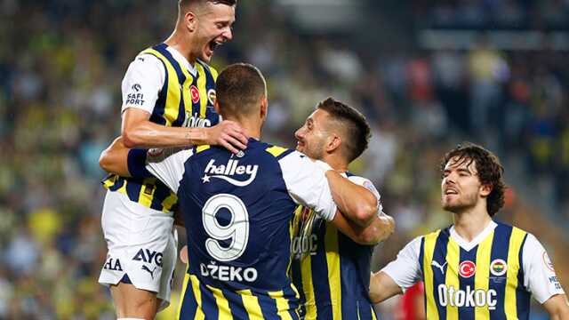 Son Dakika: Süper Lig'in ilk haftasında Fenerbahçe, sahasında Gaziantep FK'yı 2-1 mağlup etti Son Dakika: Süper Lig'in ilk haftasında Fenerbahçe, sahasında Gaziantep FK'yı 2-1 mağlup etti