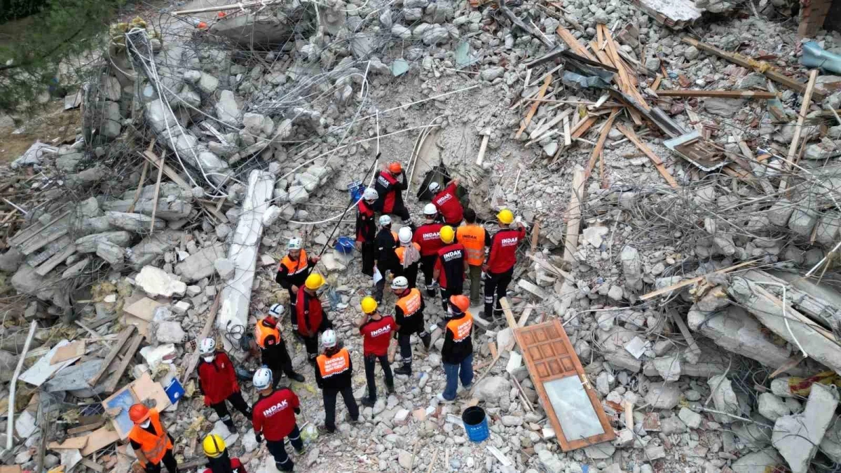 İnegöl\'de Gerçeğini Aratmayan Deprem Tatbikatı Gerçekleştirildi