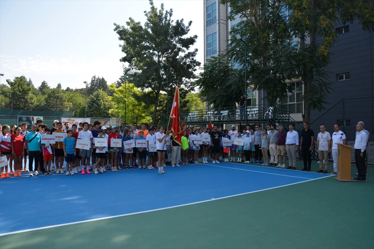 ANALİG Osman Bayrakdar Sezonu Tenis Yarı Final Müsabakaları Başladı