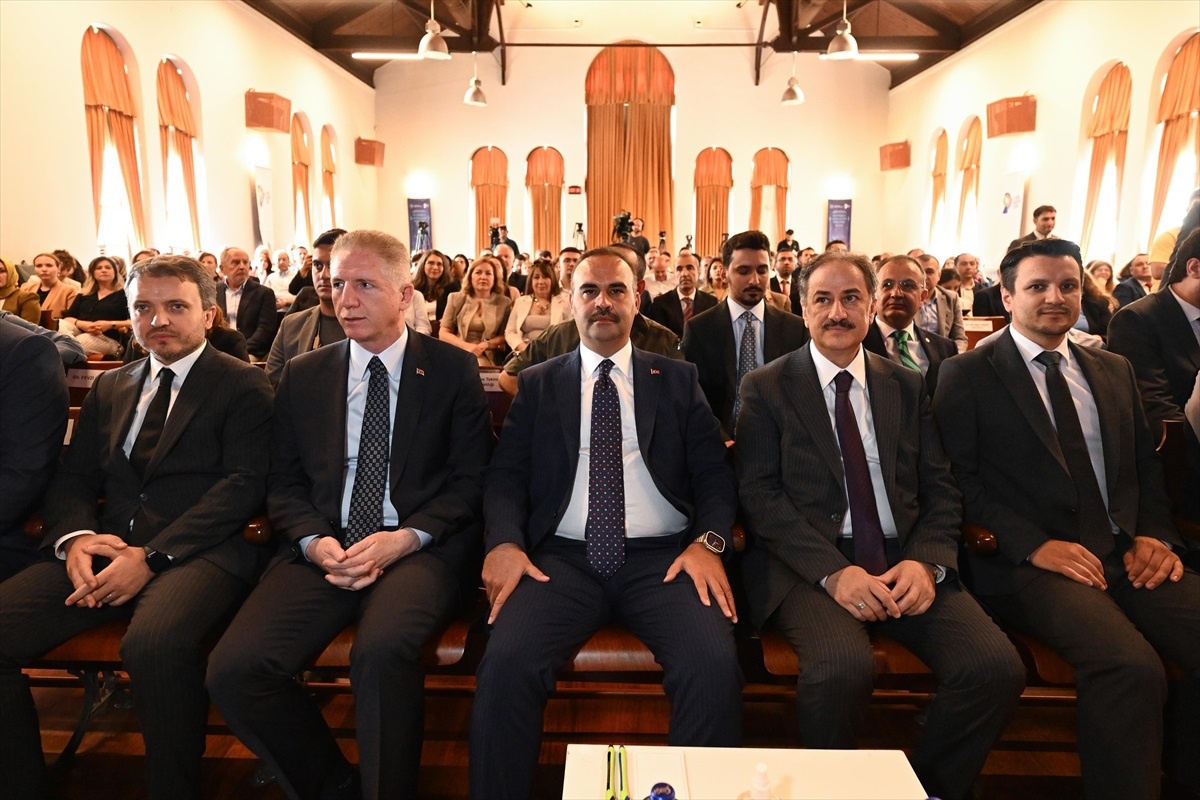 Bakan Kacır, "Sosyal Etki Tahvili Lansman Toplantısı"na katıldı Açıklaması