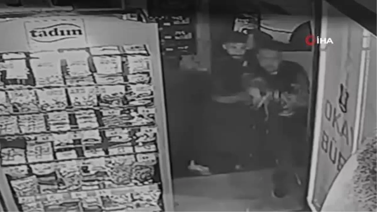 Tekirdağ Çorlu\'da Tekel Büfeye Silahlı Saldırı: 3 Yaralı