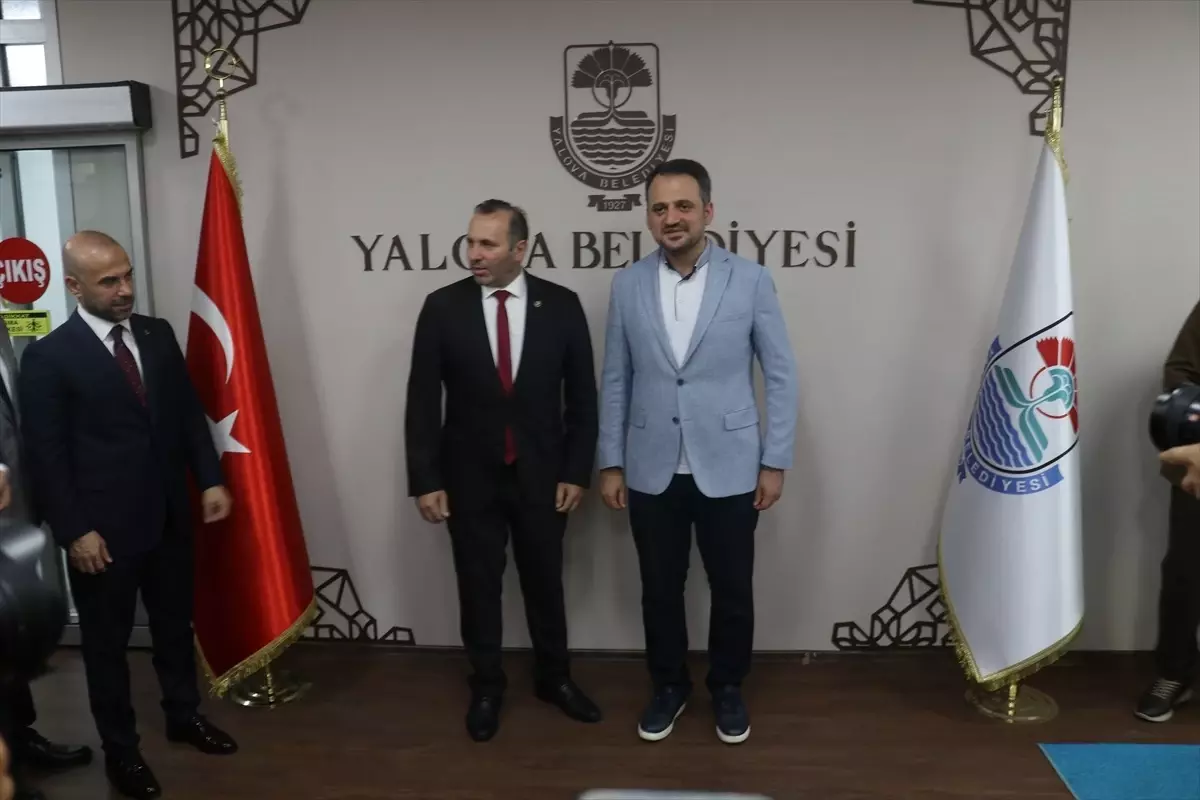 Gençlik ve Spor Bakan Yardımcısı Yalova\'da Gençlik ve Spor Yatırımlarını Değerlendirdi