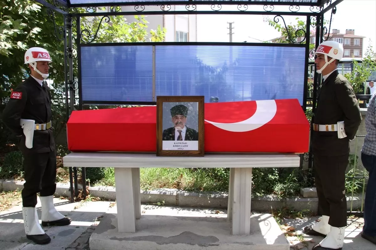 Kıbrıs gazisi Kazım Pajo askeri törenle defnedildi