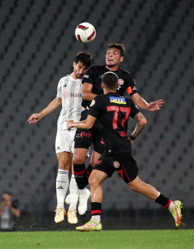 Son Dakika: Süper Lig'in ilk haftasında Beşiktaş, deplasmanda Karagümrük'ü 1-0 mağlup etti