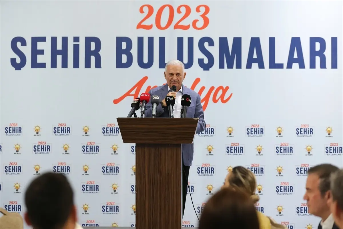 AK Parti Genel Başkanvekili Yıldırım, Antalya\'da tarım sektörü temsilcileriyle buluştu Açıklaması