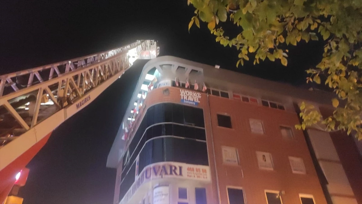 Ankara\'da bir lokantanın bacasında çıkan yangın söndürüldü