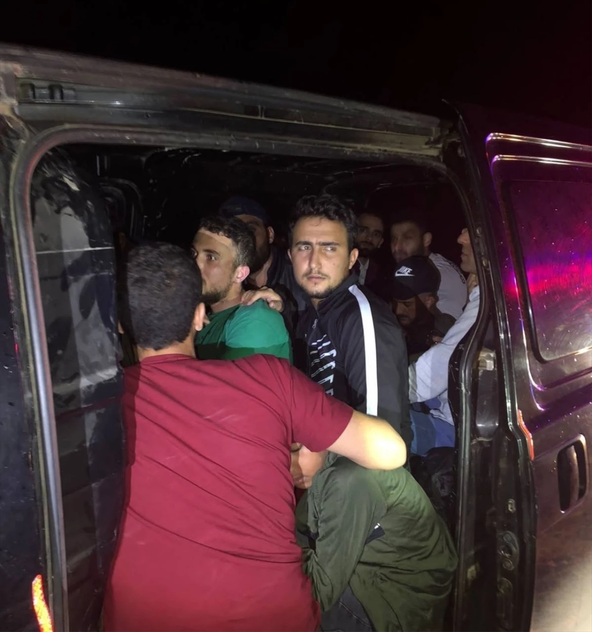 Edirne\'de 22 düzensiz göçmen yakalandı