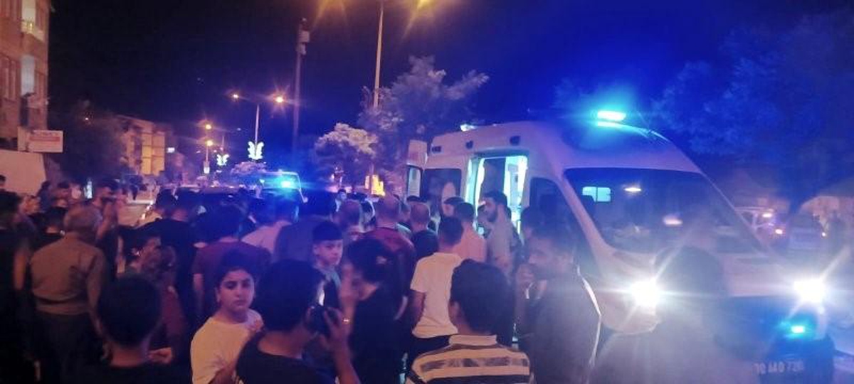 Hakkari\'de otomobilin çarptığı kadın hayatını kaybetti