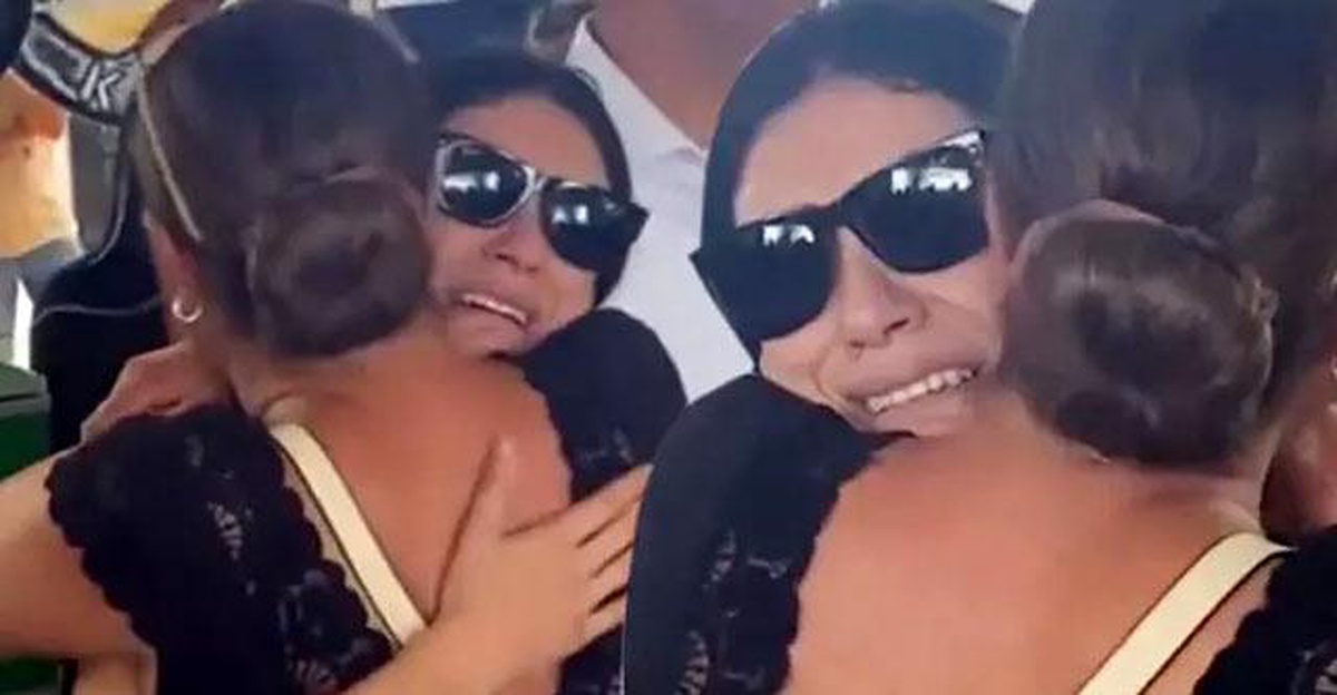 Kıbrıs Türk Gazeteciler Birliği\'nin Kurucularından Süleyman Ergüçlü Son Yolculuğuna Uğurlandı