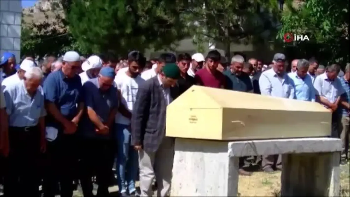 Tokat\'ta kene ısırması sonucu hayatını kaybeden Nadir Yeşilkaya toprağa verildi