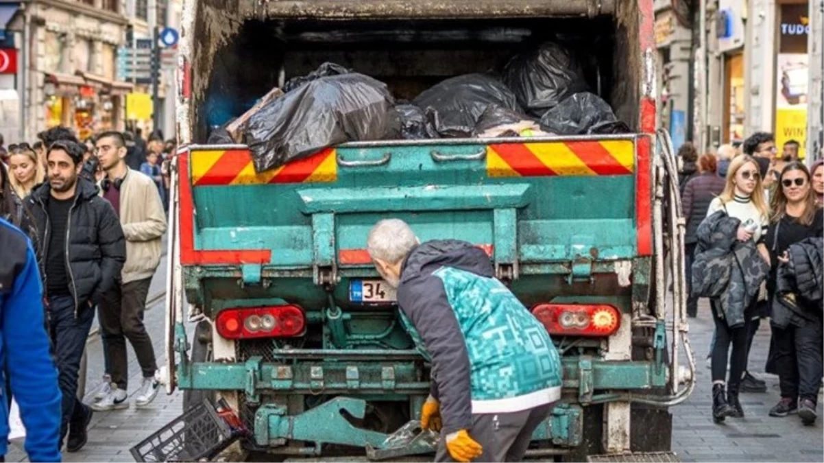 İstanbul\'da çöp transfer işçileri greve hazırlanıyor