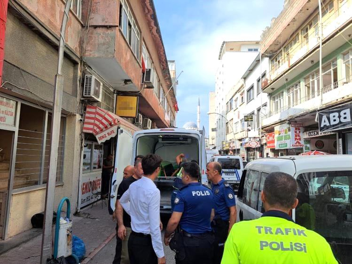 Hatay\'da yalnız yaşayan yaşlı adamın cansız bedeni lokalde bulundu