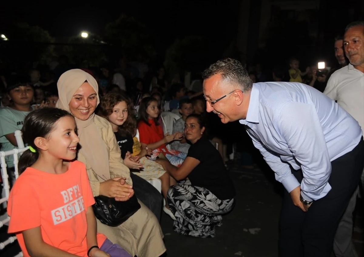 Adapazarı Belediyesi Çocuklar İçin Açık Hava Sinema Etkinliği