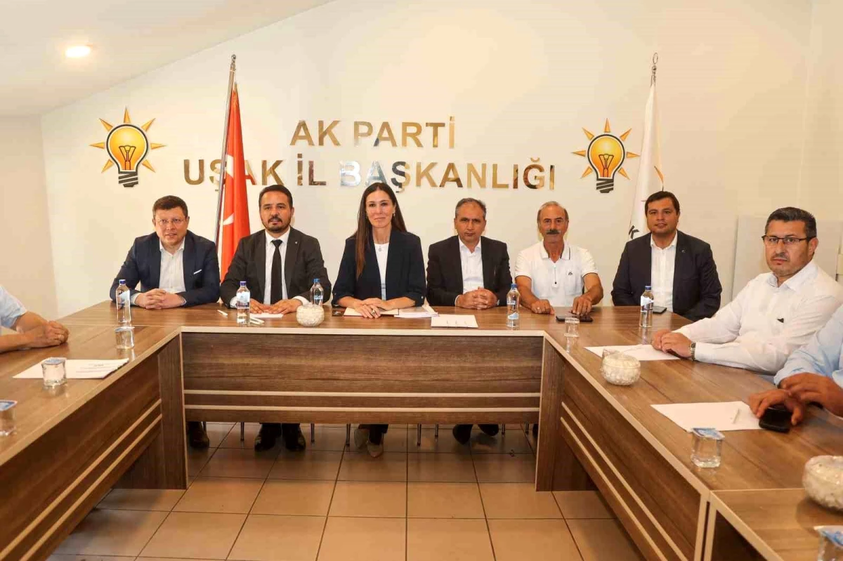 AK Parti Genel Başkan Yardımcısı Çiğdem Karaaslan: Türkiye ve Türkiye\'nin bütün şehirleri en iyisini hak ediyor