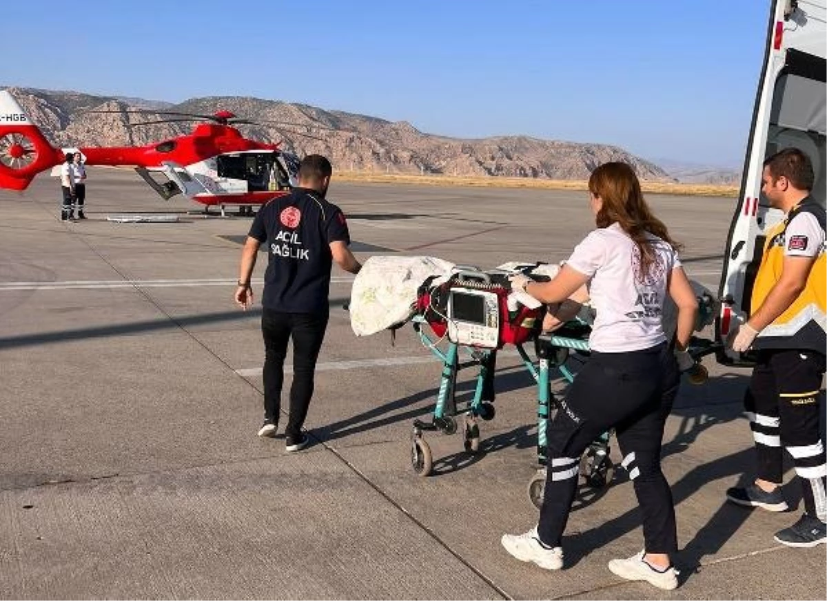 Şırnak\'ta Kanser Hastası Ambulans Helikopterle Tedaviye Sevk Edildi