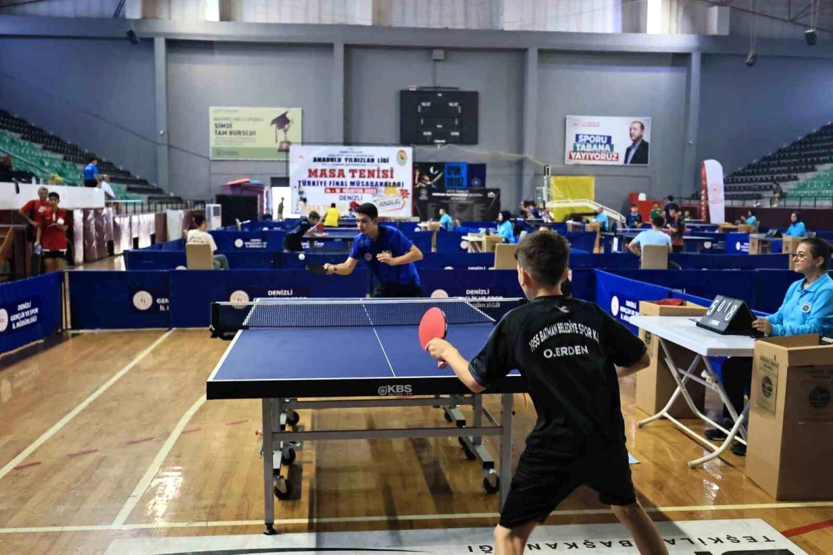 Denizli\'de Anadolu Yıldızlar Ligi Masa Tenisi Türkiye Şampiyonası başladı