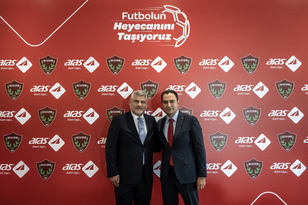 Atakaş Hatayspor, Aras Kargo ile Sponsorluk Anlaşması Yaptı