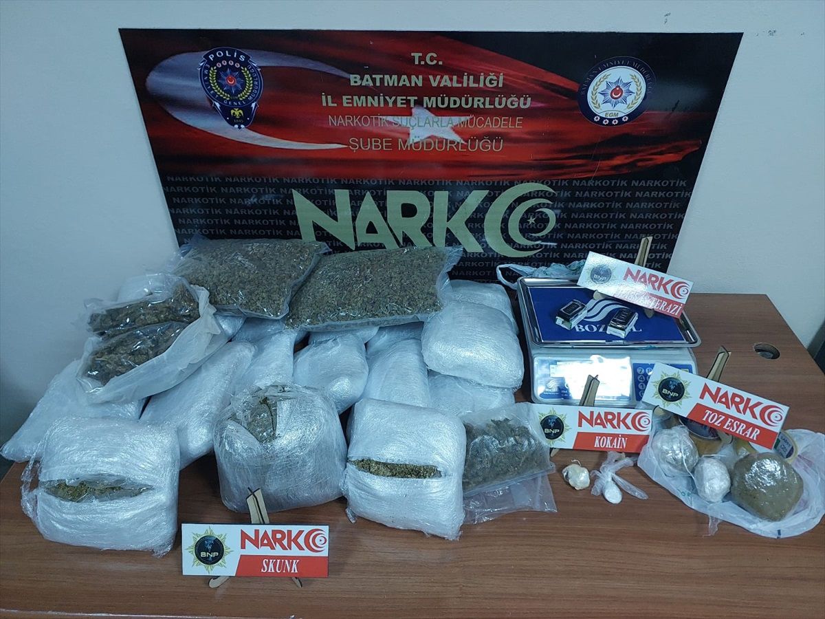 Batman\'da Uyuşturucu Operasyonunda 11 Kilo Skunk ve 3 Kişi Tutuklandı