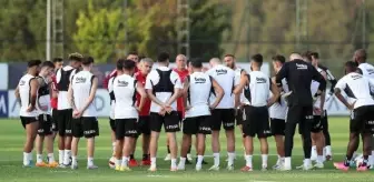 Beşiktaş, Neftçi Bakü maçı için kampa girdi