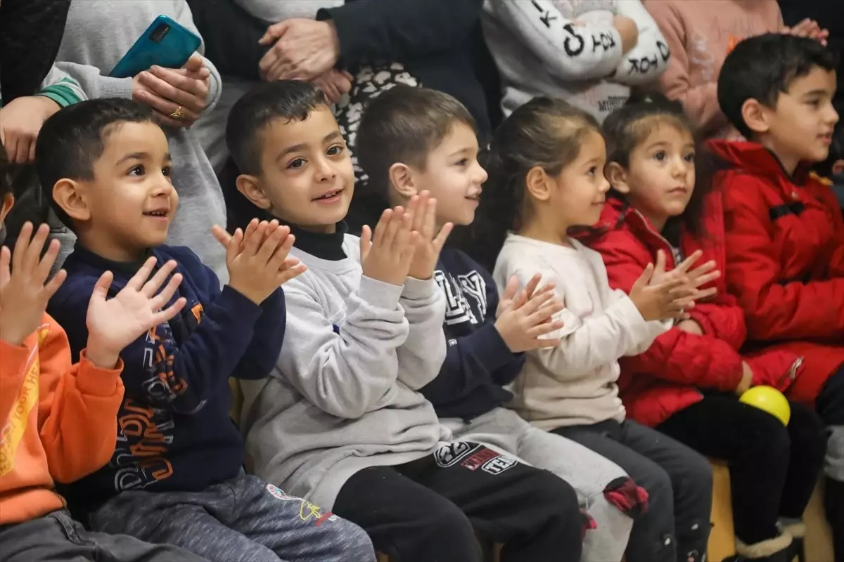 Gaziantep Tomurcukları Projesi ile 15 Bin 689 Depremzede Çocuğa Destek Sağlandı