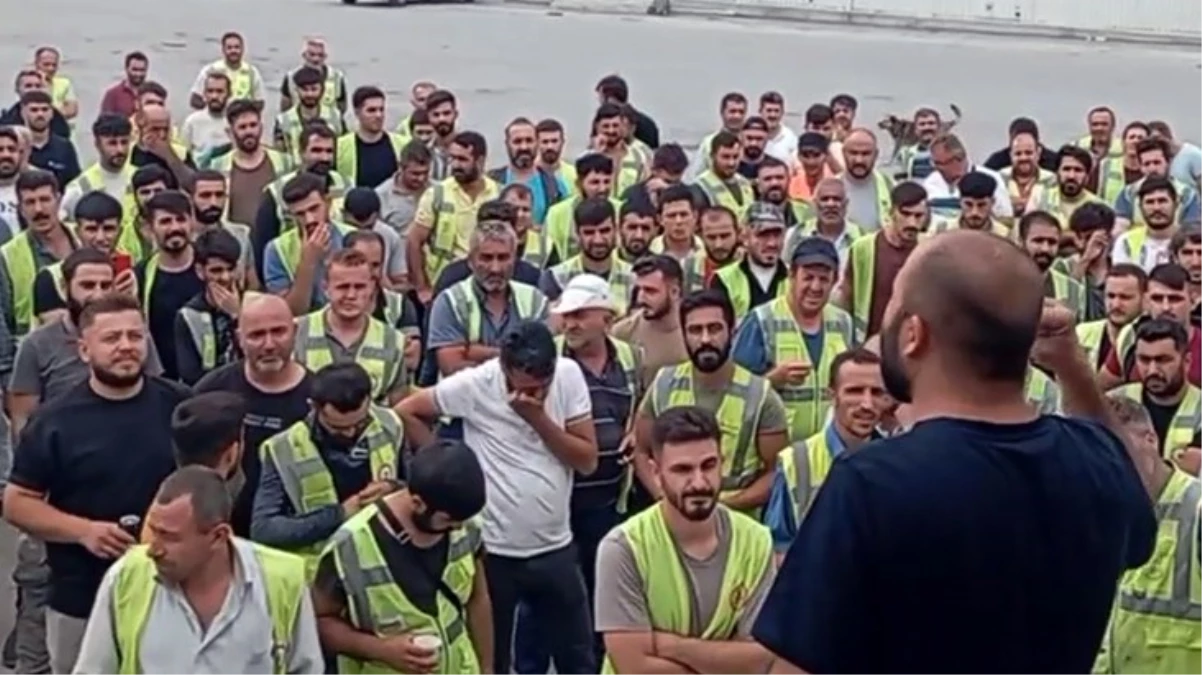 Halkalı İstanbul Yeni Havalimanı Metro Hattı inşaatında çalışan işçiler greve çıktı
