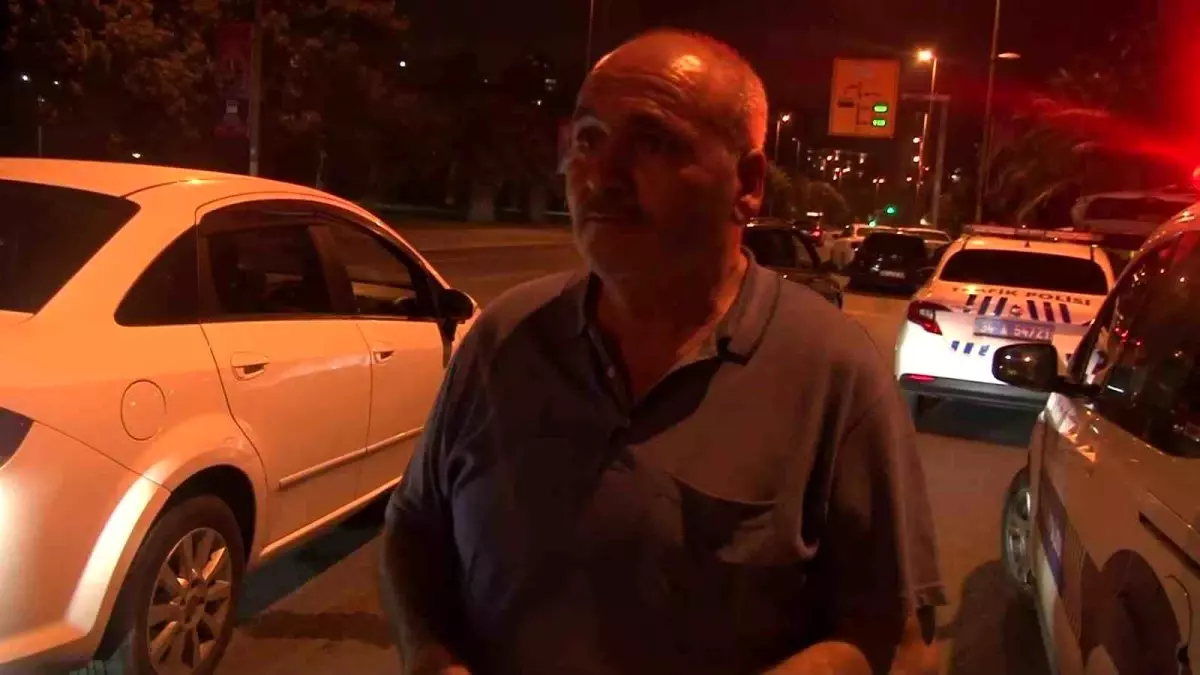 Kadıköy\'de hız yapan ve modifiyeli araçlara trafik denetimi