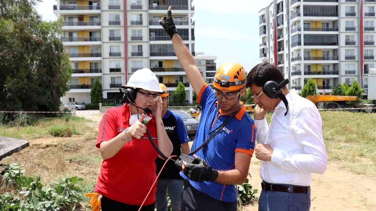 Nazilli Belediyesi ve Kent Konseyi, 17 Ağustos Depremi\'nin Yıldönümünde Anma Programı Düzenliyor