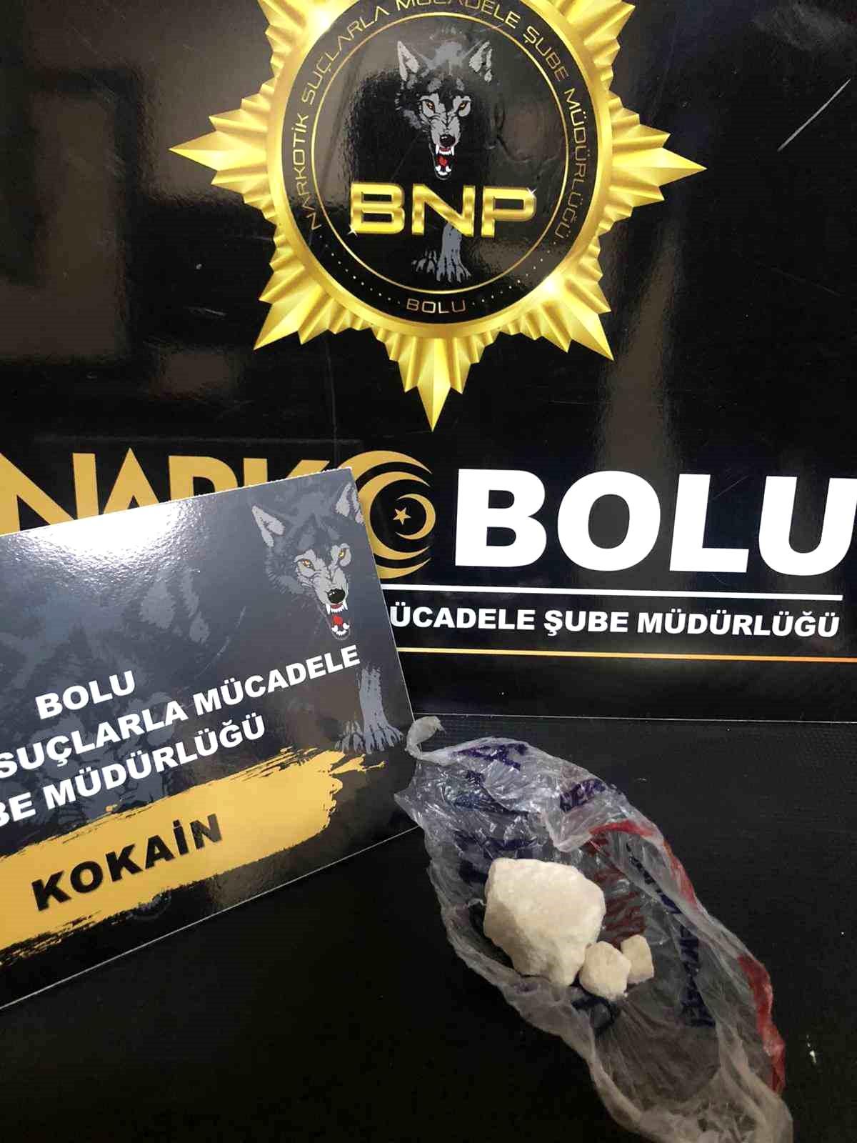 TEM Otoyolu\'nda Otobüste Kokain Ele Geçirildi