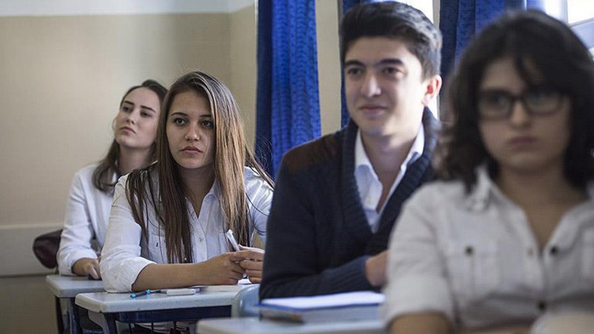 Son Dakika: Milli Eğitim Bakanı sinyali verdi! Liselerde sınıf tekrarı geliyor