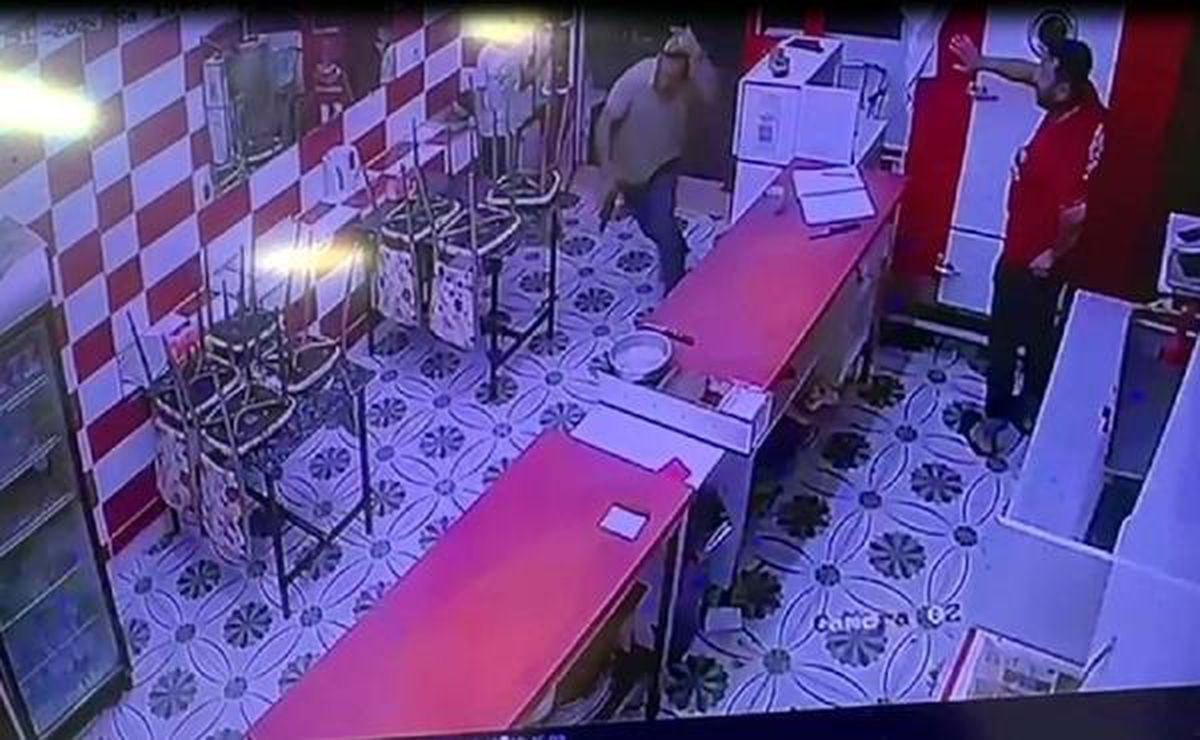 Kasap, husumetlisini tabanca ile vurdu