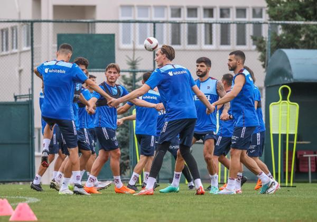 Trabzonspor, Galatasaray maçı hazırlıklarına tek idmanla devam etti