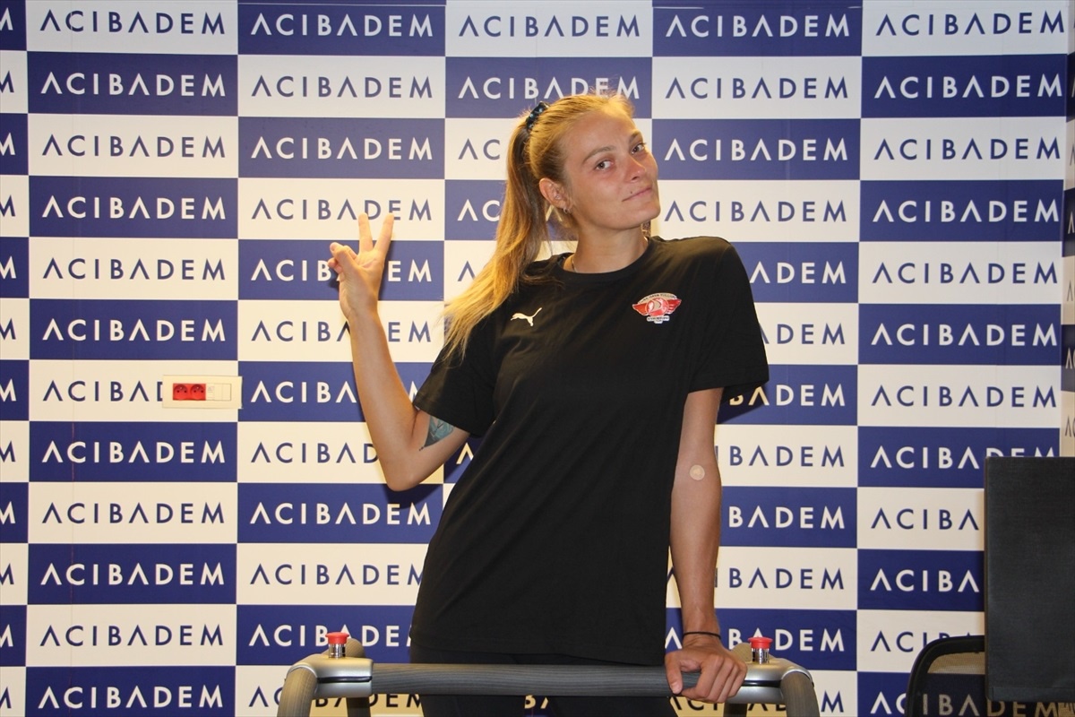 THY Kadın Voleybol Takımı Oyuncuları Sağlık Kontrollerinden Geçti