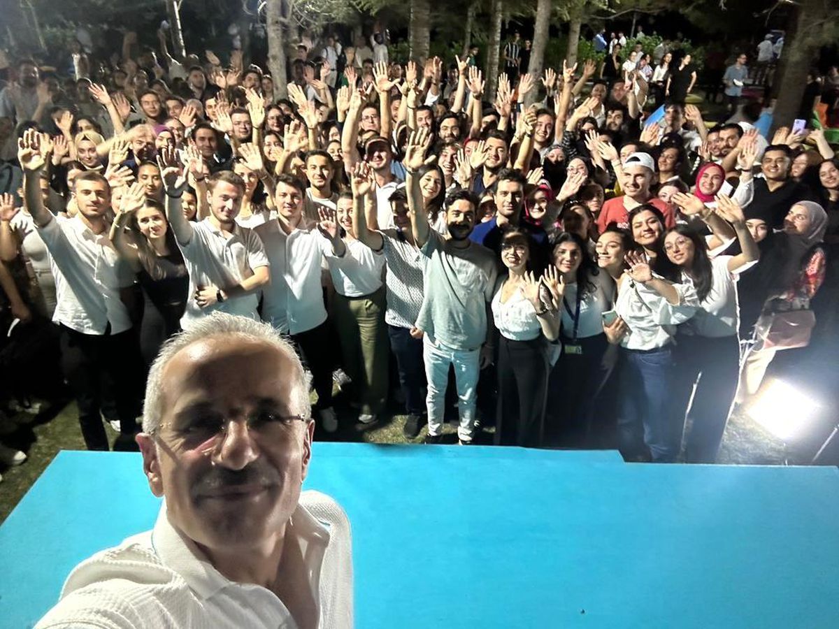 Ulaştırma ve Altyapı Bakanı Abdulkadir Uraloğlu: "Tarihi bilip ders almazsak tekerrür edecektir"