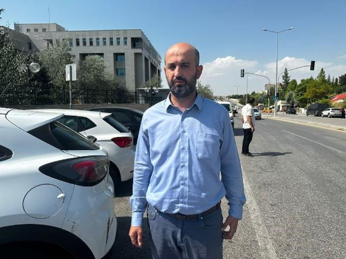 Ankara\'da Otomobil Kazası Güvenlik Kamerasına Yansıdı