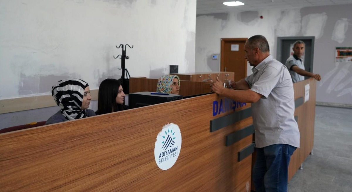 Adıyaman Belediyesi Beyaz Masa, 24 Saat Görev Yapmaya Devam Ediyor