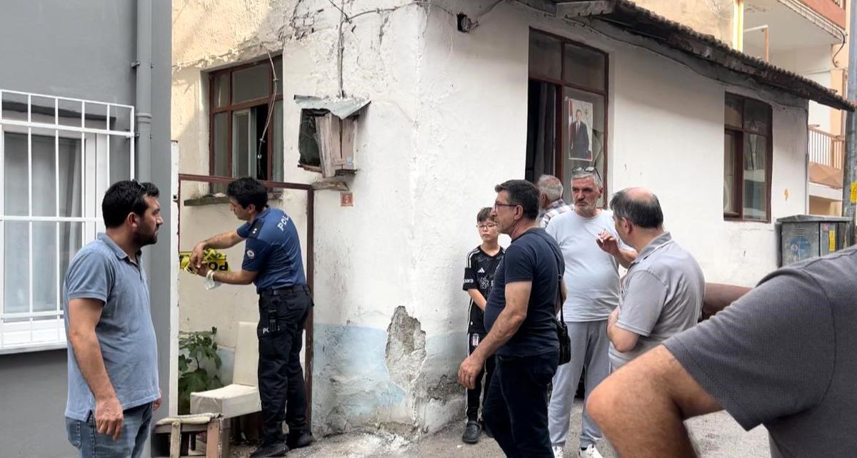 Bursa\'da Evde Tek Yaşayan 67 Yaşındaki Adam Ölü Bulundu