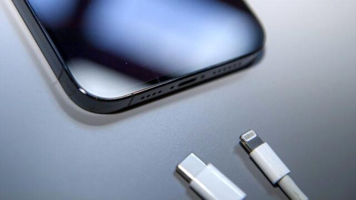 iPhone 15 serisi Type-C kullanacak: İşte yenilikler!