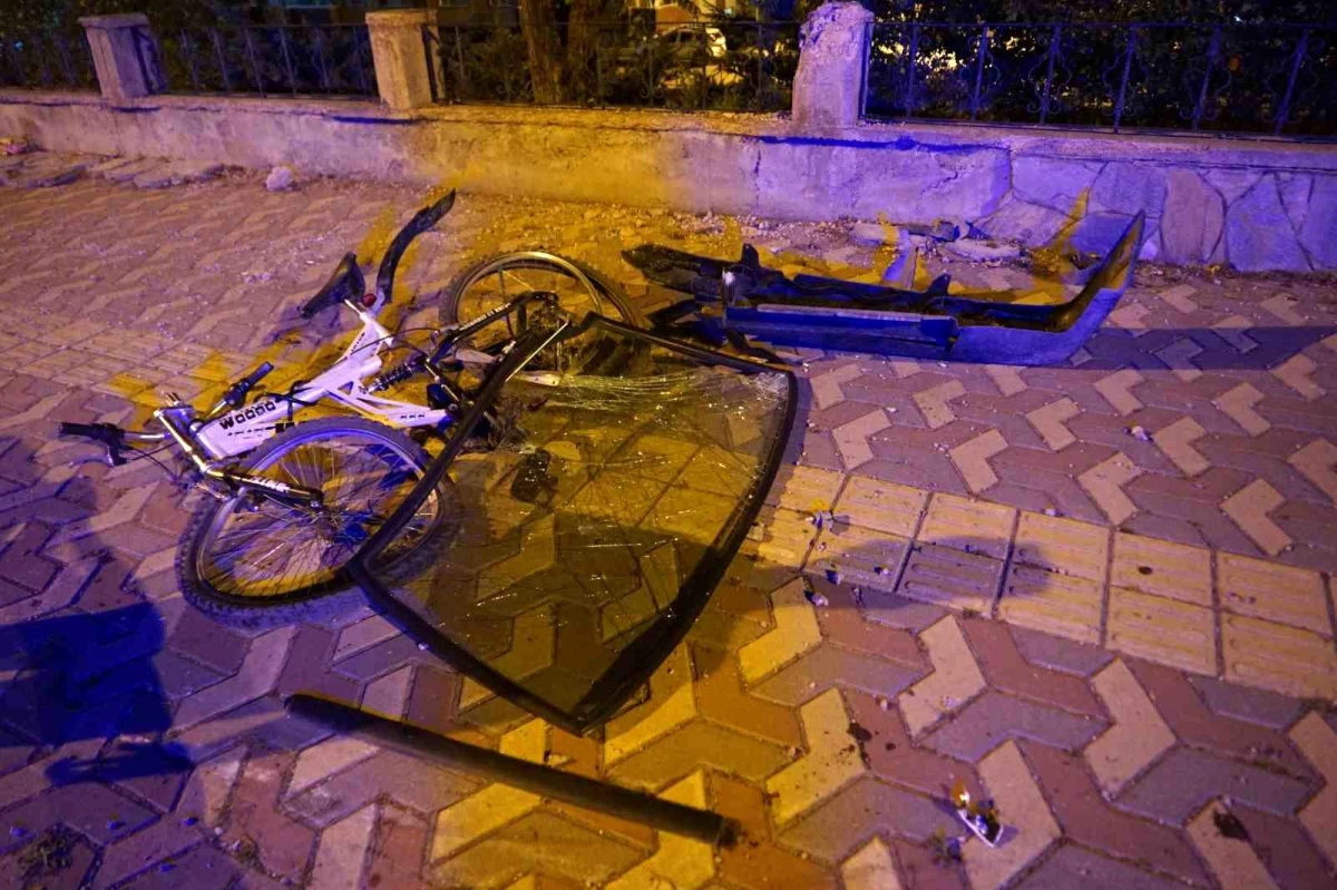 Kastamonu\'da Bisiklet Kazası: 18 Yaşındaki Genç Hayatını Kaybetti