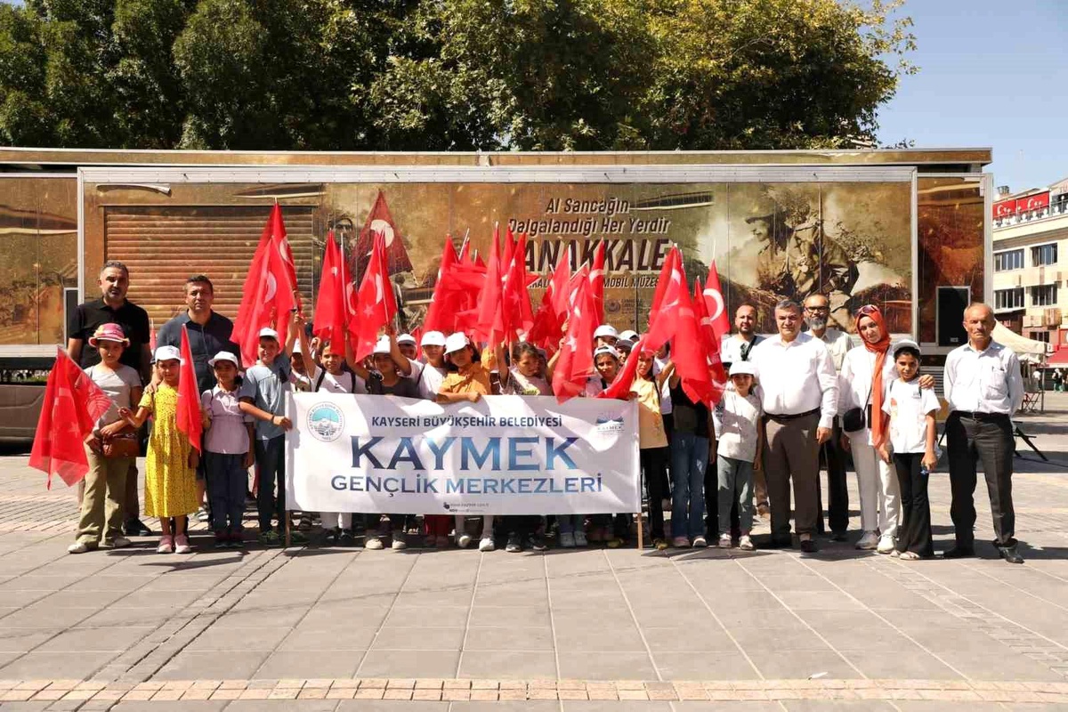 Kayseri Mesleki Eğitim ve Kültür A.Ş., öğrencileri Çanakkale Savaşları Mobil Tır Müzesi\'nde ağırladı