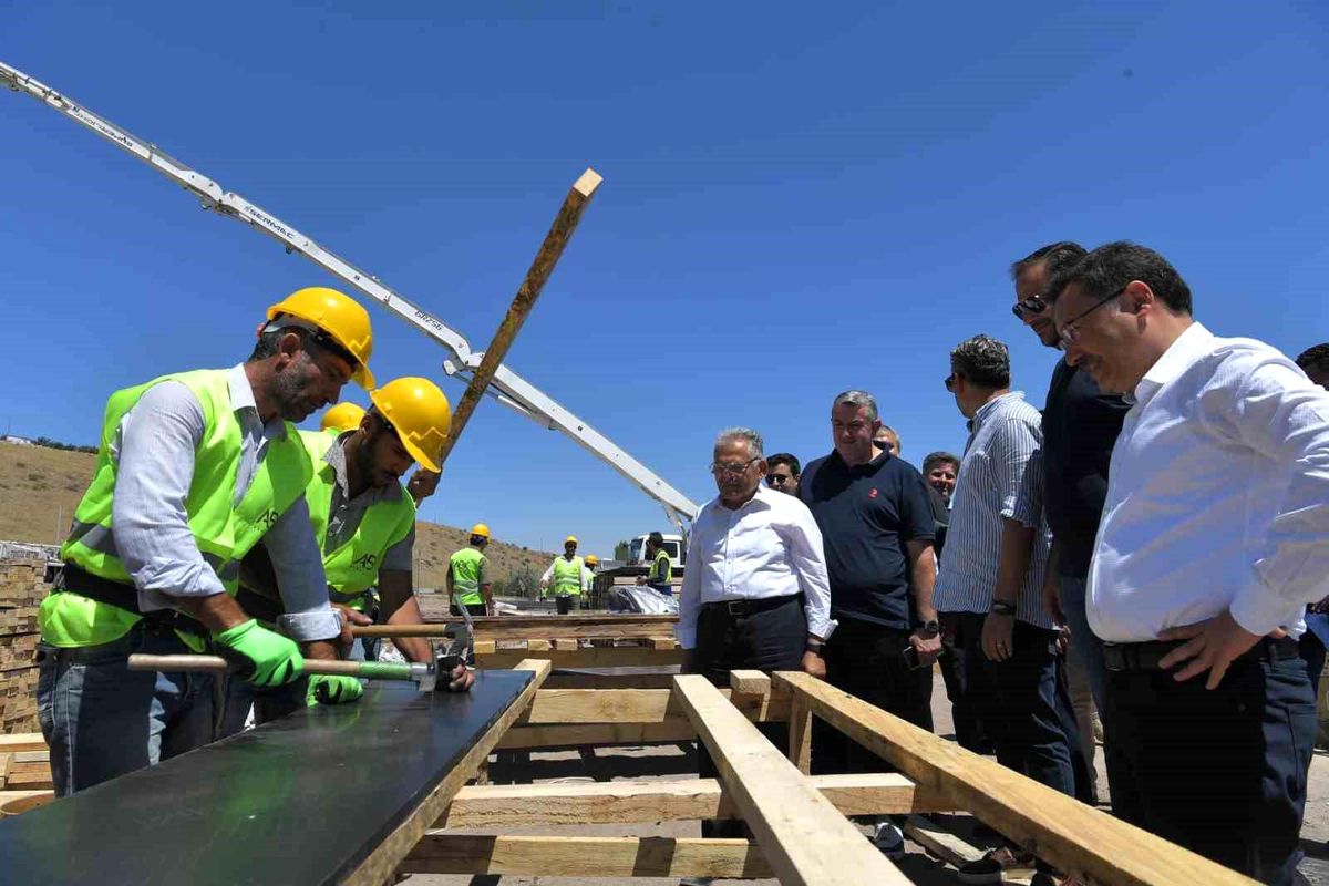 Kayseri Yeşilay Uyuşturucuyla Mücadele Rehabilitasyon Merkezi\'nin Temeli Atılıyor