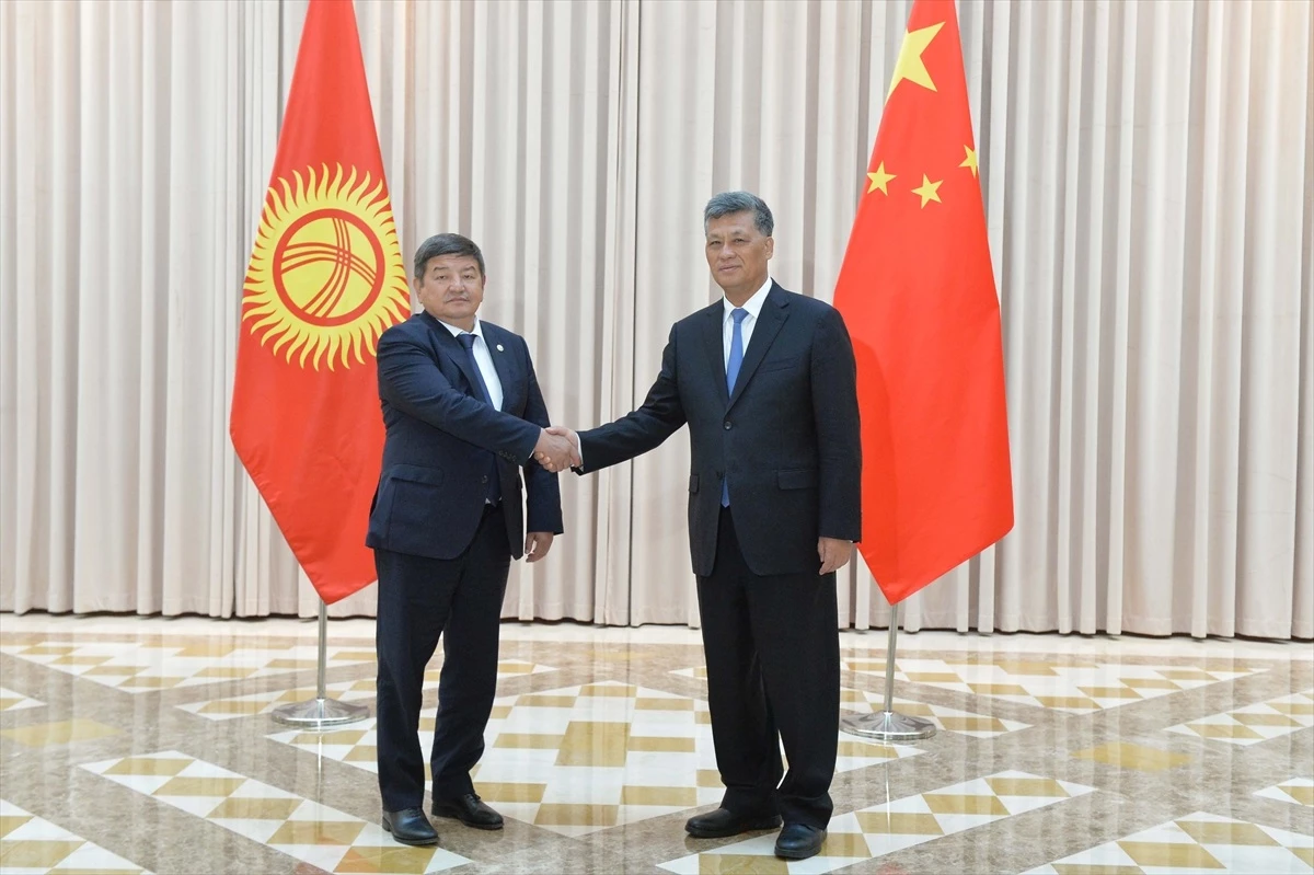 Kırgızistan ile Çin Arasında E-Ticaret Anlaşması İmzalandı