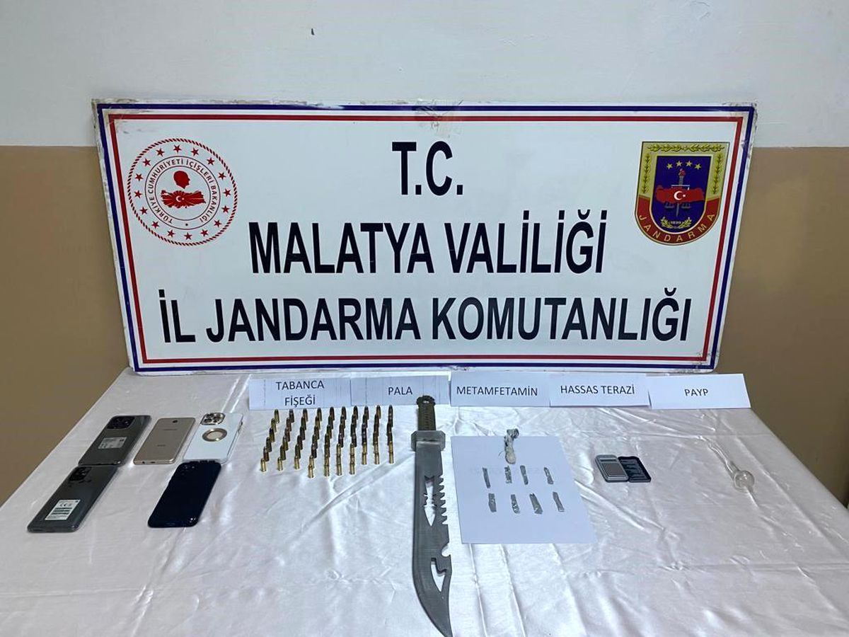 Malatya\'da Zehir Tacirlerine Operasyon: 4 Kişi Tutuklandı