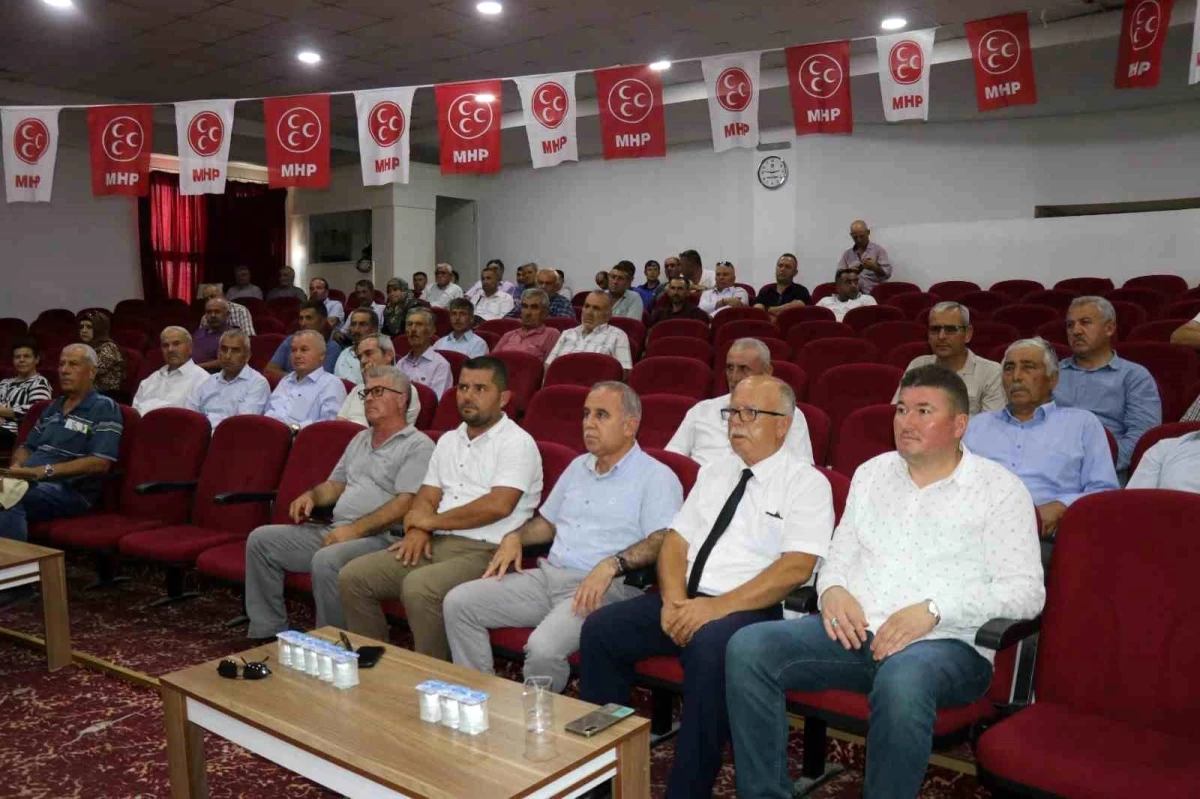 MHP Gördes İlçe Kongresinde Abdürrazik Yonat Yeniden Başkan Seçildi