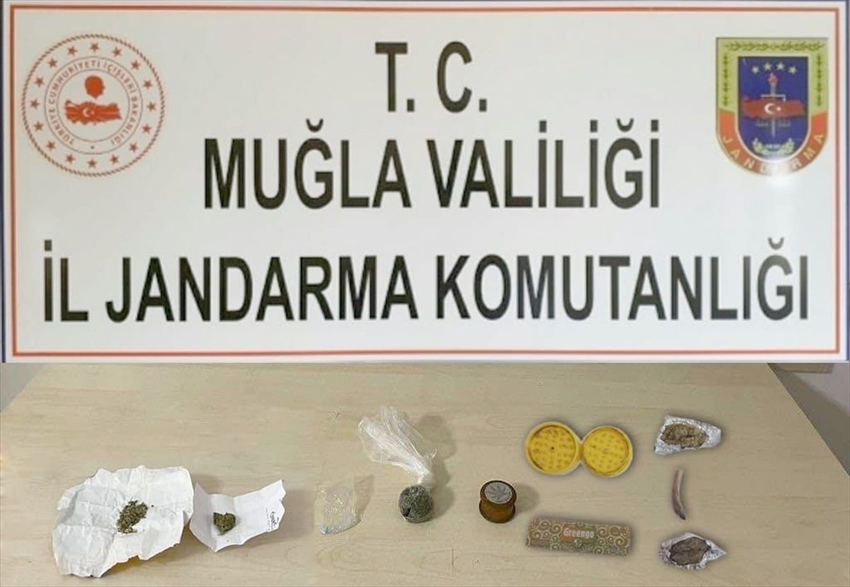 Muğla\'da yapılan operasyonda 19 kişi gözaltına alındı