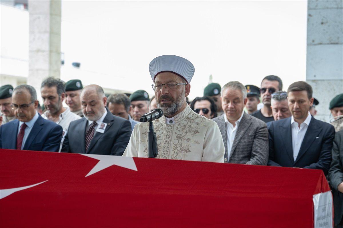 Şehit Polis Yusuf Çağatay Sanalp son yolcuğuna uğurlandı