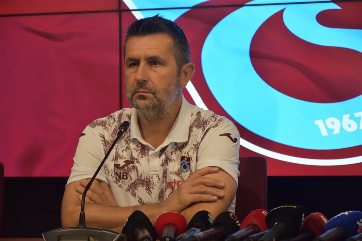 Trabzonspor teknik direktörü Bjelica, basın toplantısı düzenledi Açıklaması