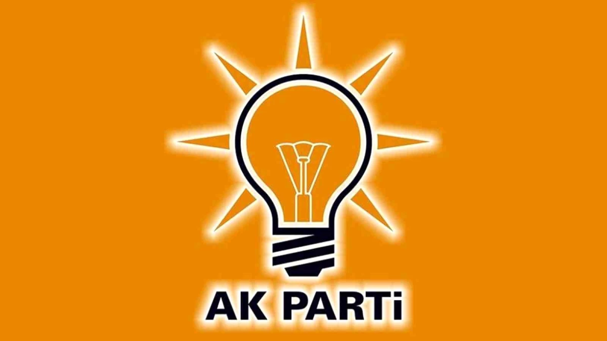 Uşak\'ta AK Parti İlçe Başkanı yönetimiyle birlikte istifa etti