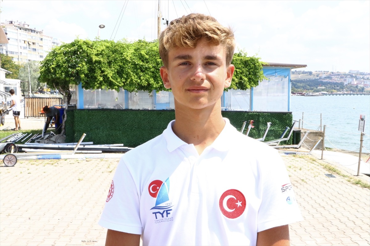 Tekirdağlı Milli Yelkenci Kutsal Güneş Kurnaz, Dünya Şampiyonasında Başarı Yakaladı
